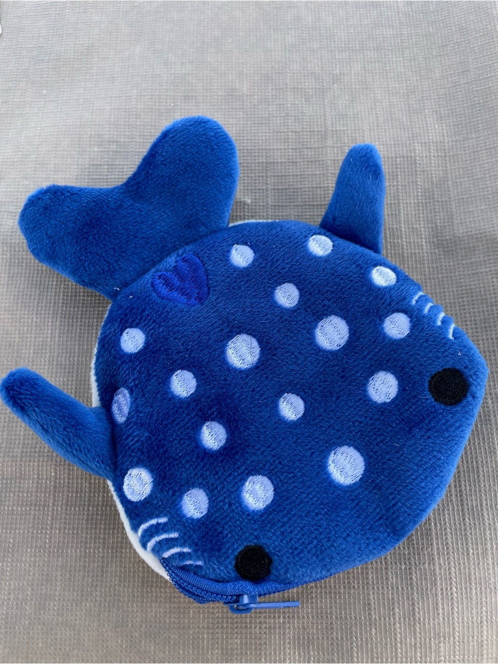 Blue Plush Fish Coin Pouch - Soft Polka Dot Pet-Themed Wallet